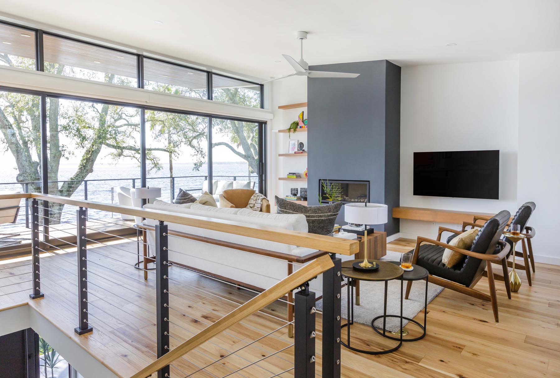 Zinn Architecture client photo of a mid-century modern remodel